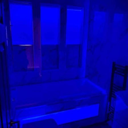 Saltrock Luxury Apartment 블랙풀 외부 사진